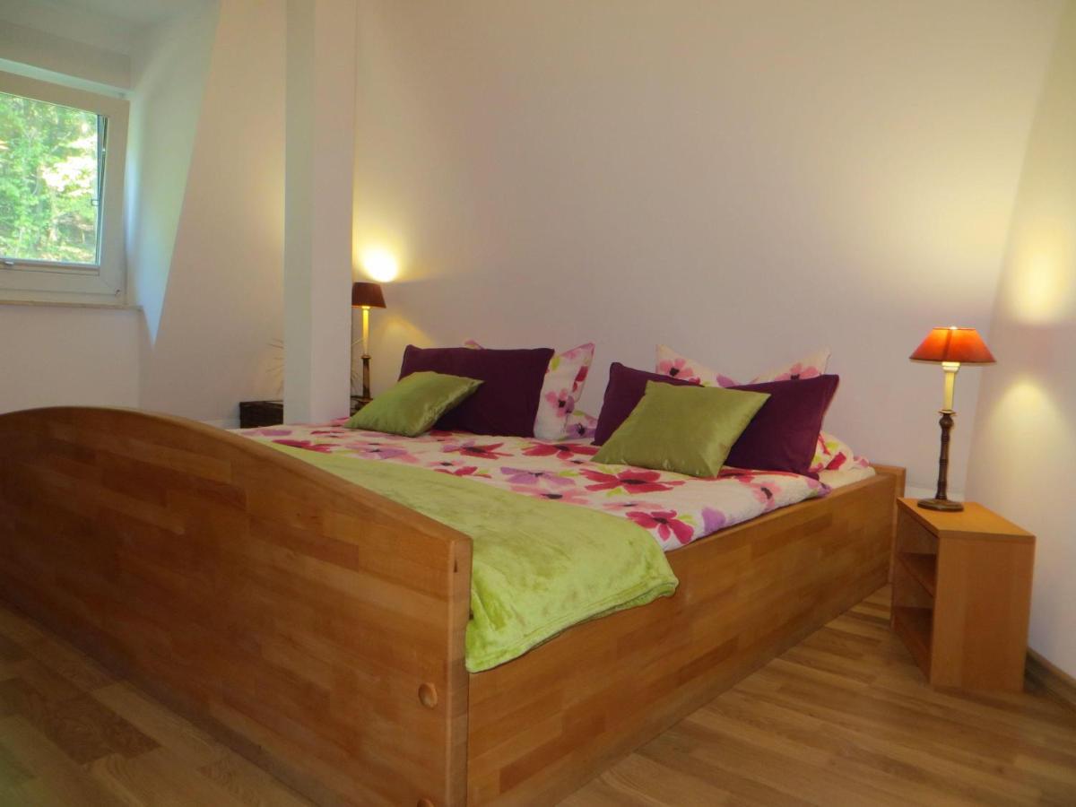 Weisses-Haus-Am-Kurpark-Fewo-Waldblick Quedlinburg Εξωτερικό φωτογραφία